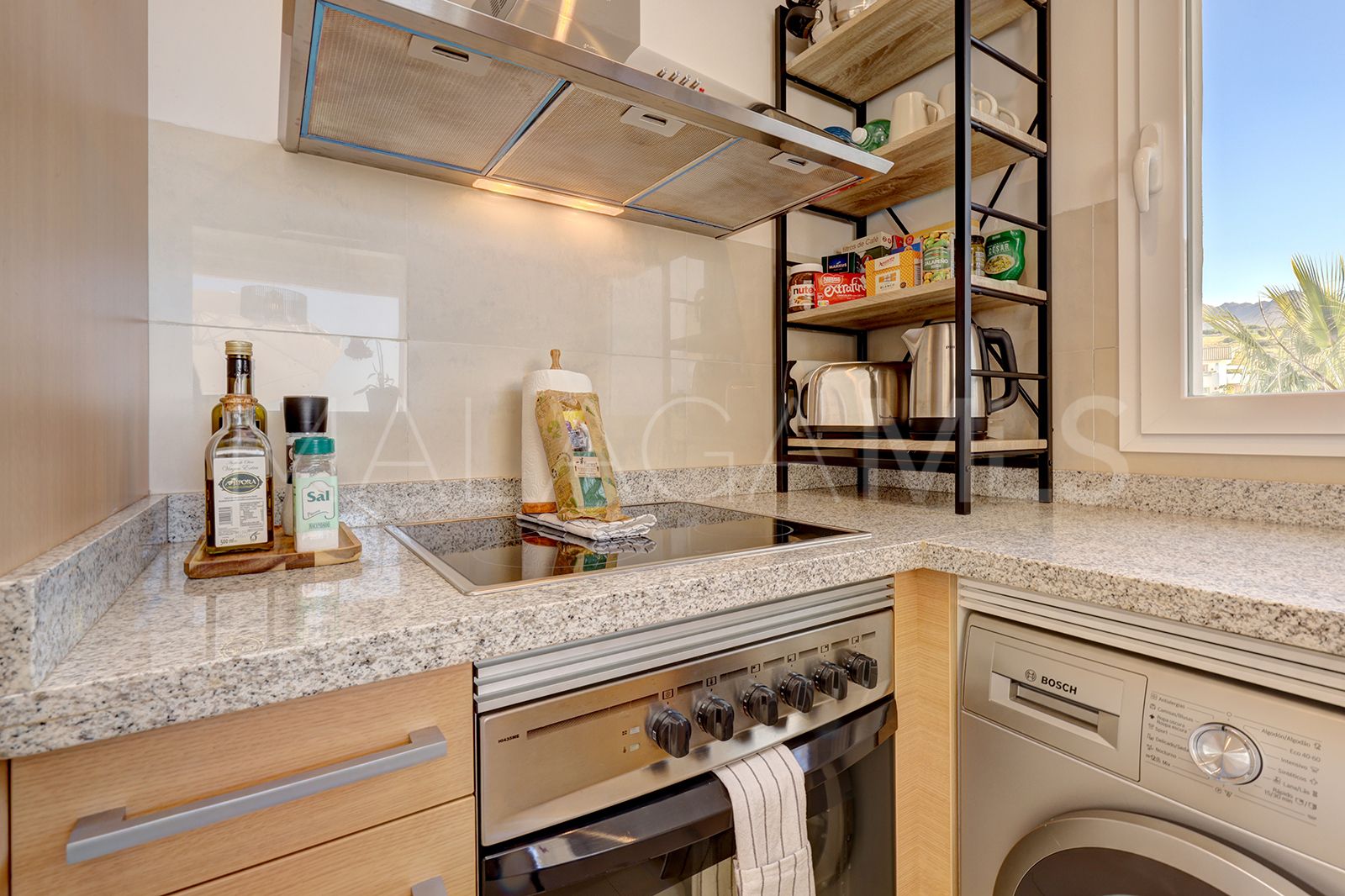2 bedrooms penthouse for sale in Alcazaba Lagoon