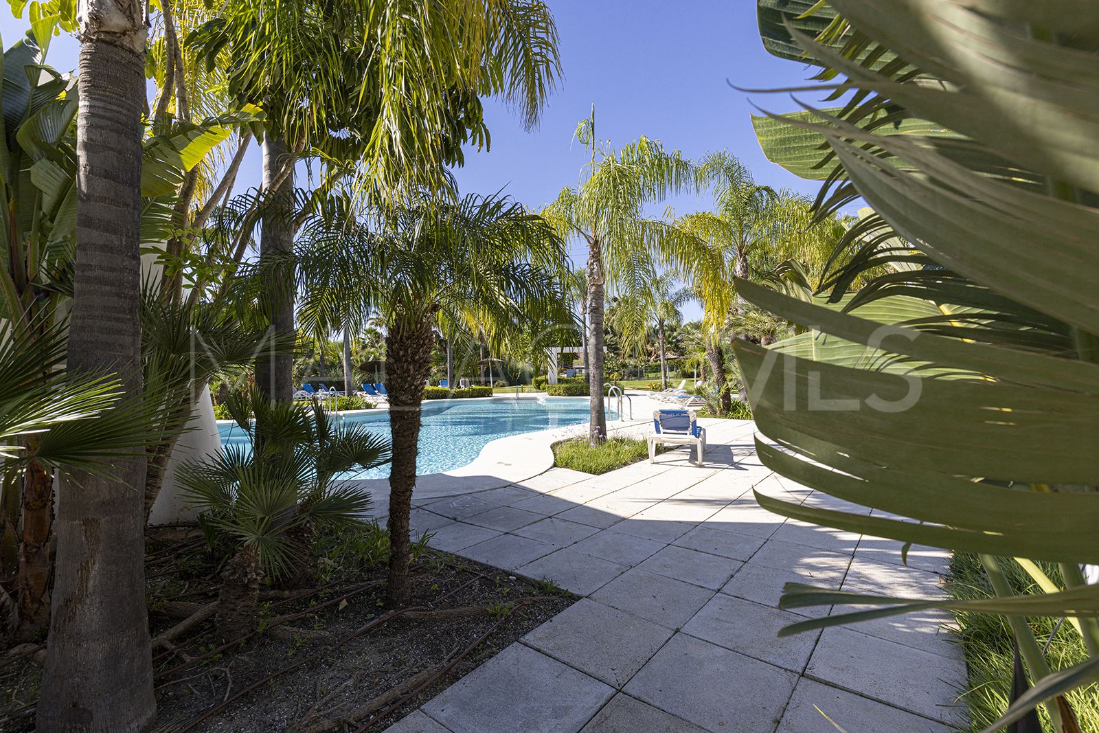 2 bedrooms penthouse for sale in Alcazaba Lagoon