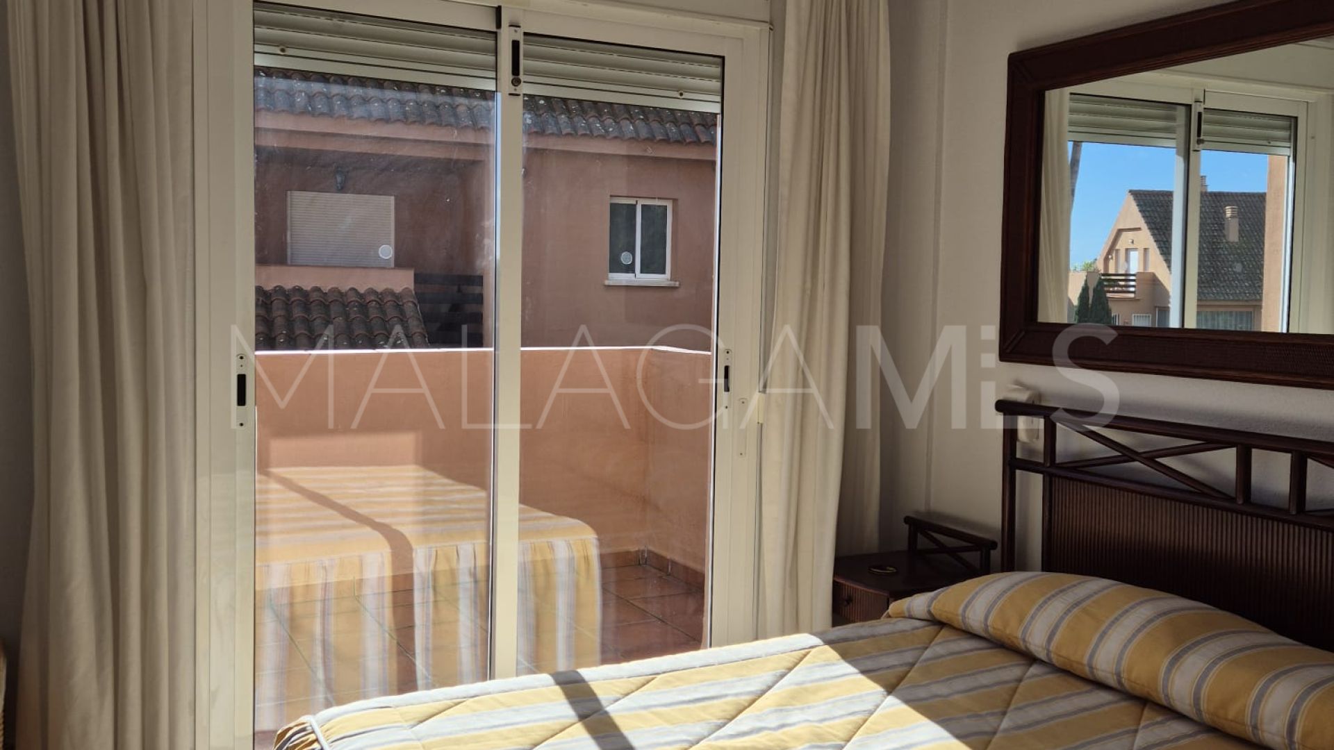 Zweistöckiges penthouse for sale in Bahia de Casares