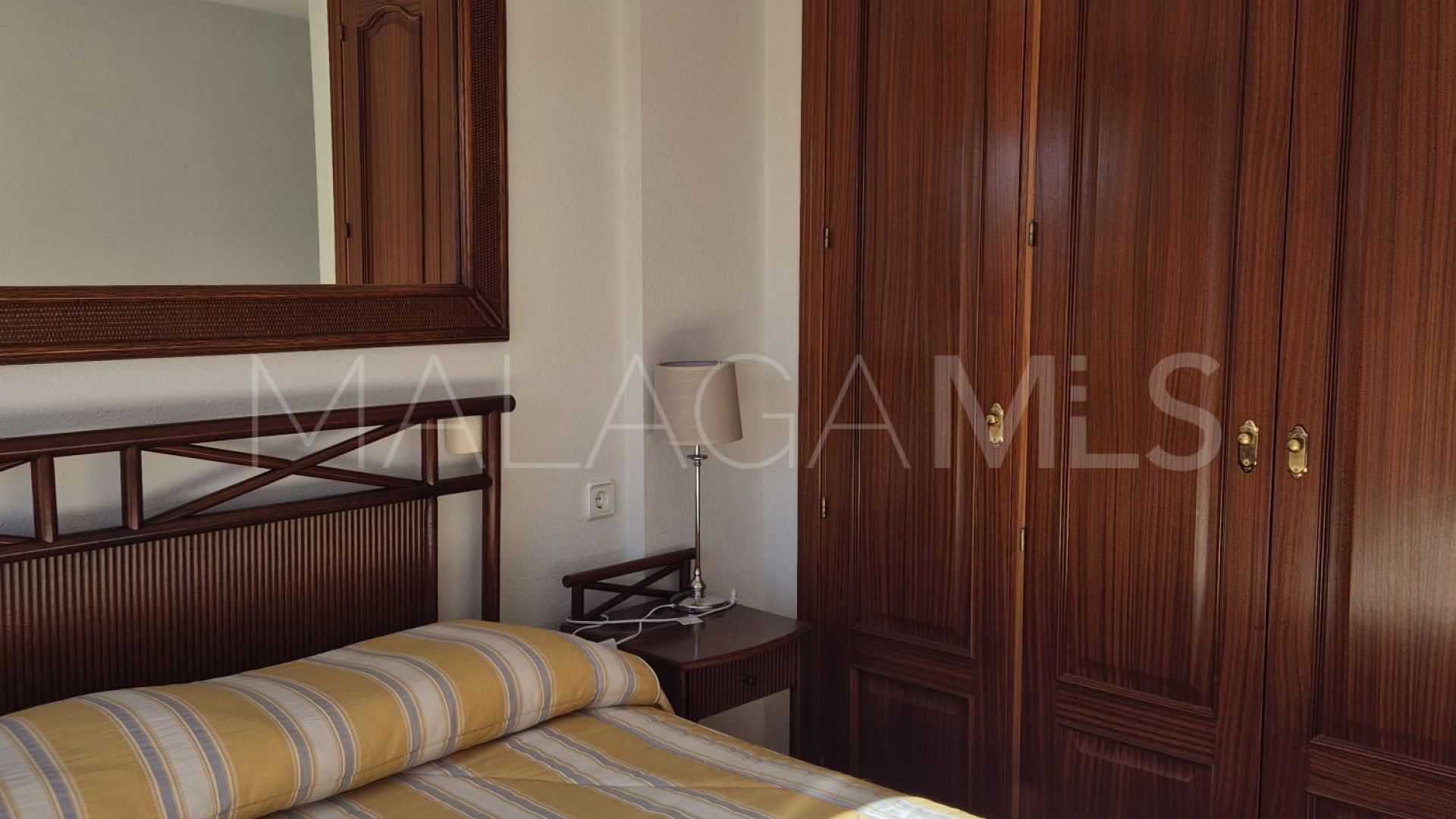 Zweistöckiges penthouse for sale in Bahia de Casares