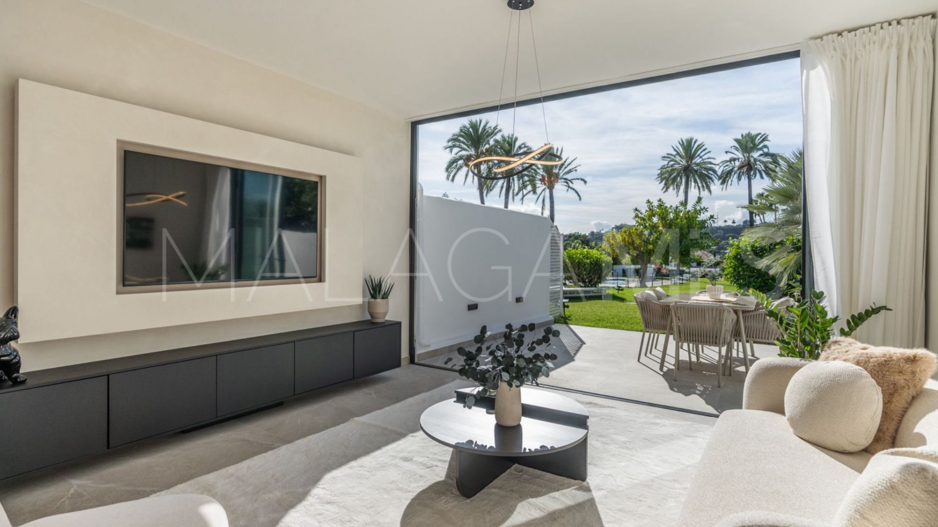 4 bedrooms La Rinconada town house for sale