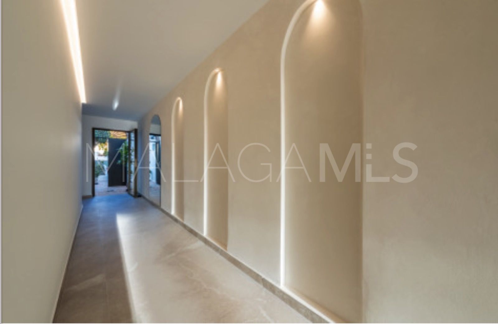 4 bedrooms La Rinconada town house for sale