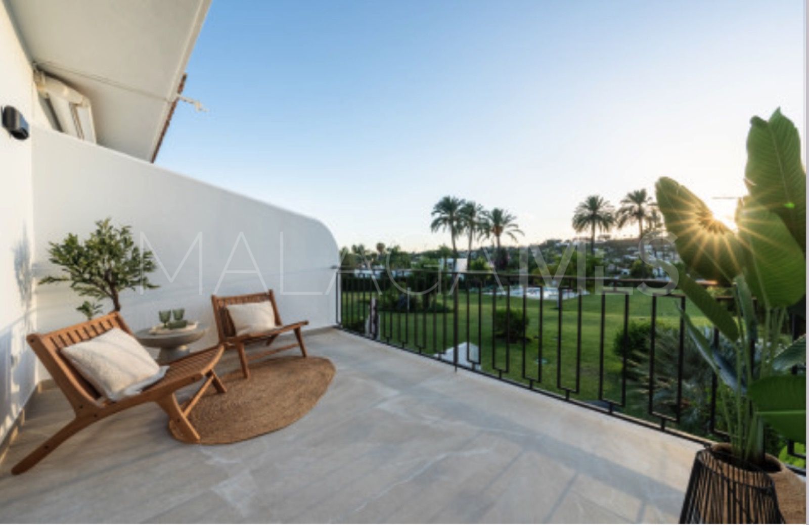 4 bedrooms La Rinconada town house for sale