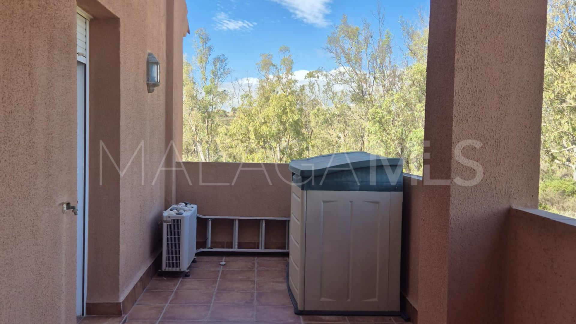 Zweistöckiges penthouse for sale in Bahia de Casares