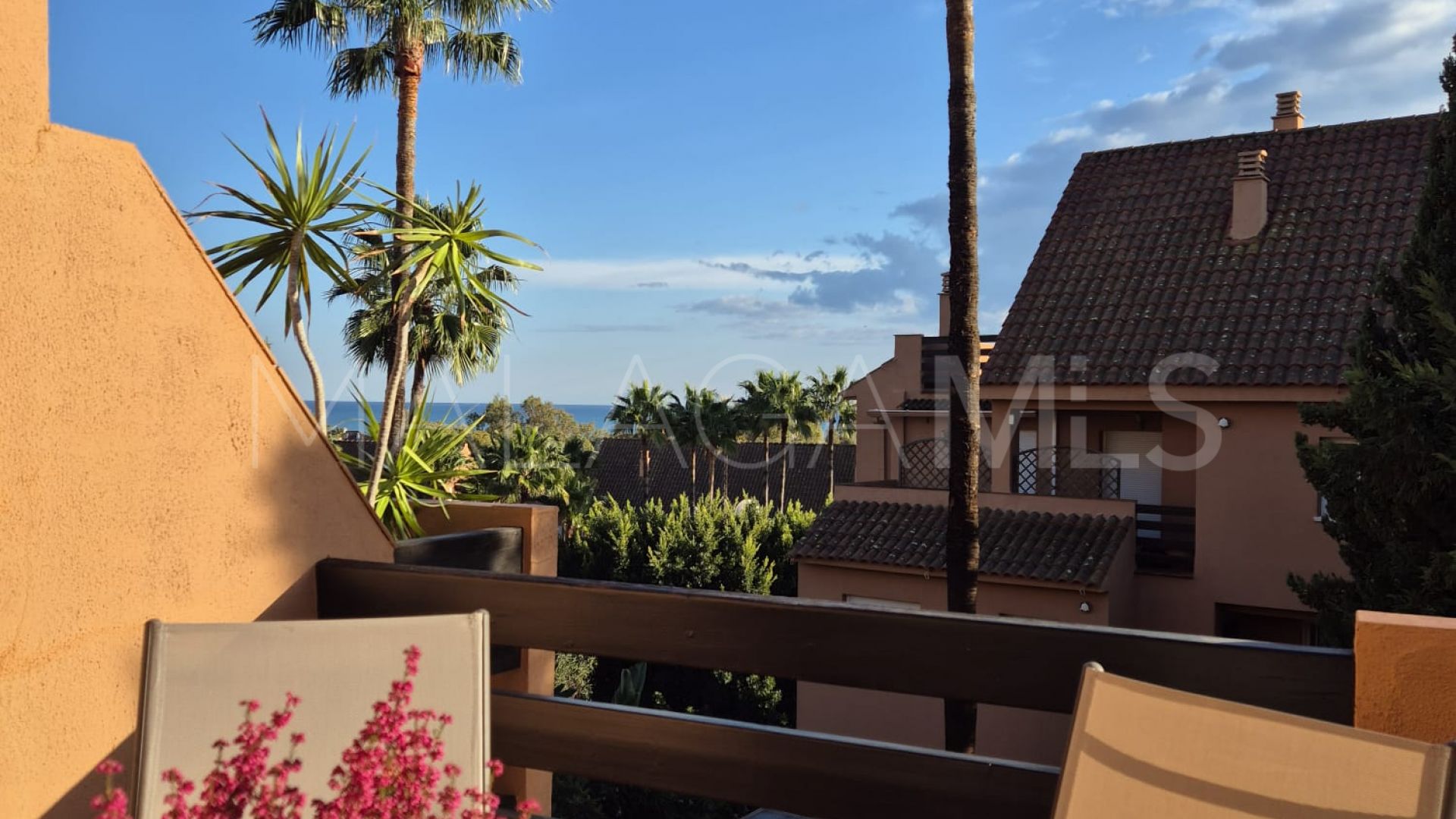 Zweistöckiges penthouse for sale in Bahia de Casares