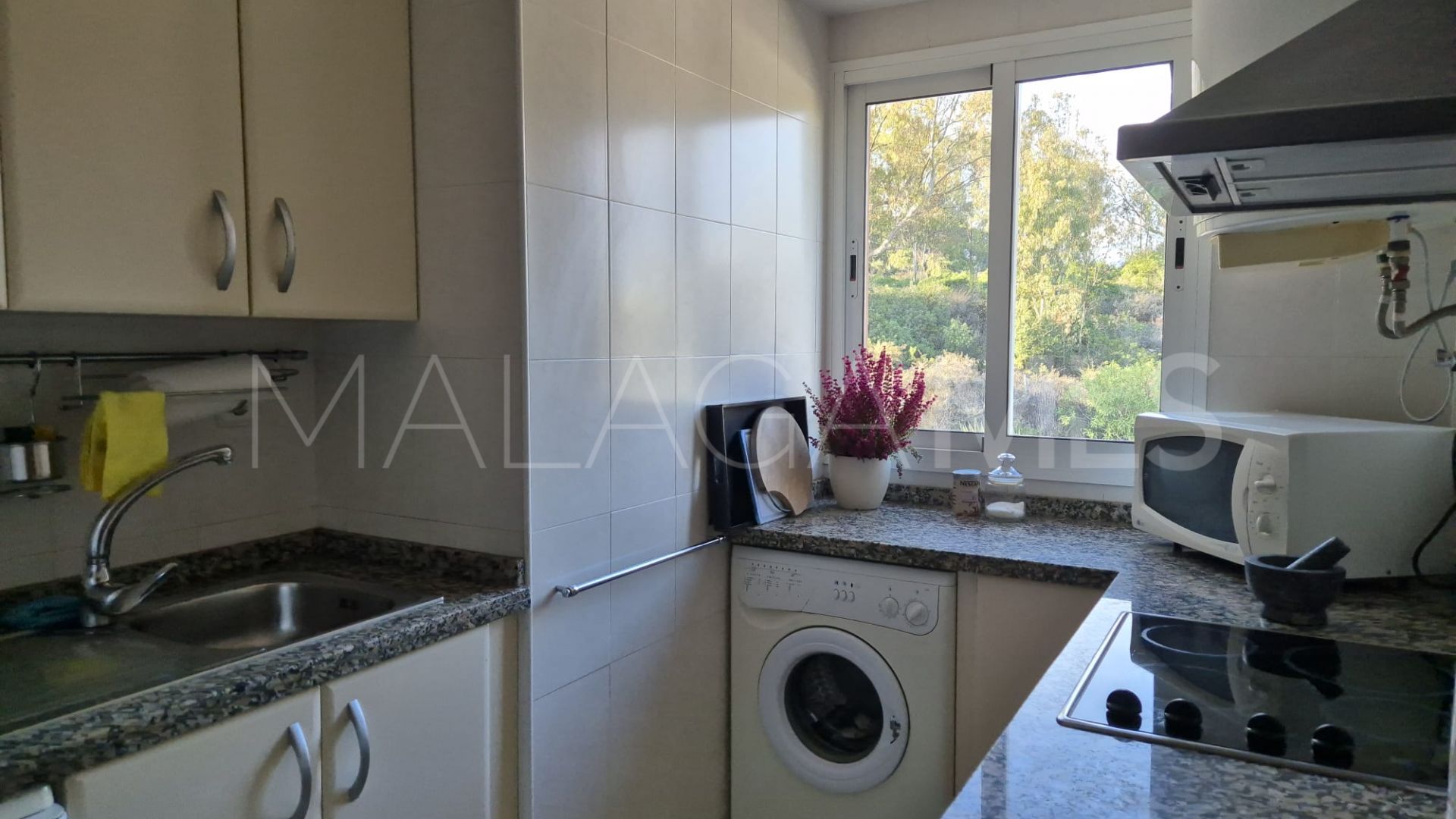 Zweistöckiges penthouse for sale in Bahia de Casares