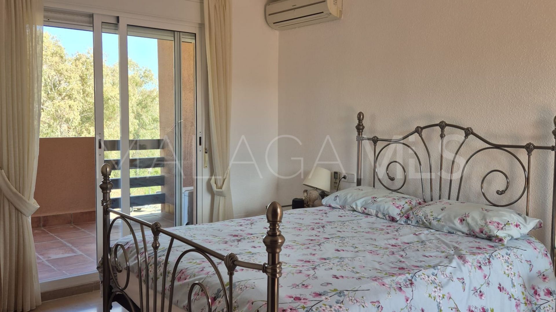 Zweistöckiges penthouse for sale in Bahia de Casares