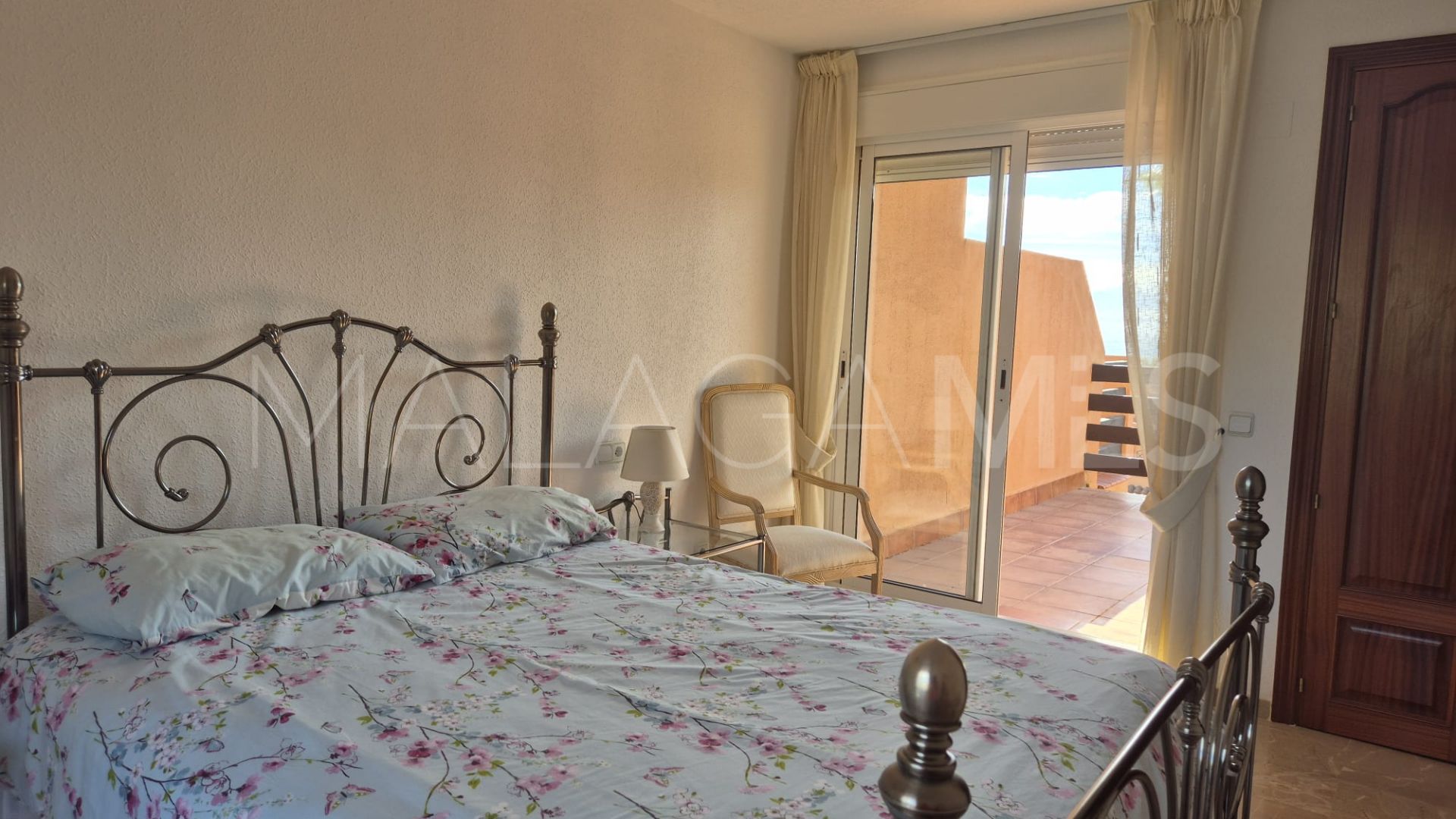 Zweistöckiges penthouse for sale in Bahia de Casares