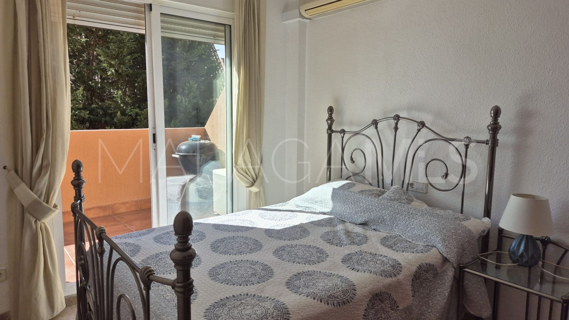 Zweistöckiges penthouse for sale in Bahia de Casares