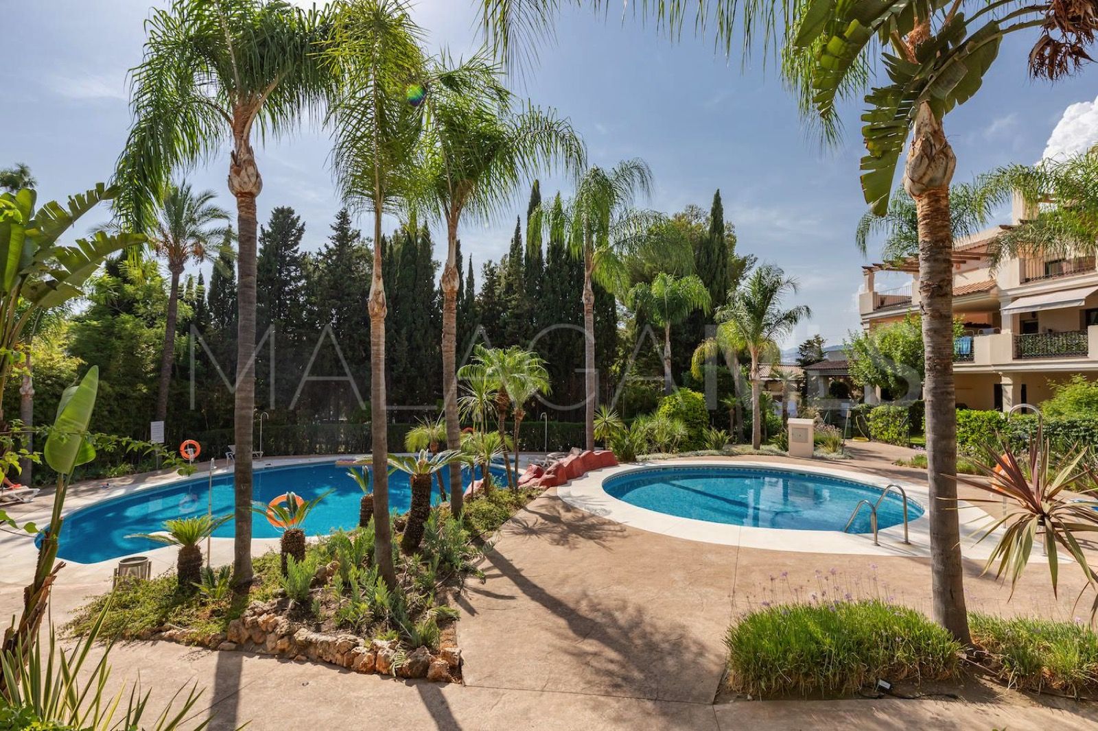 Apartamento planta baja for sale in Nueva Andalucia