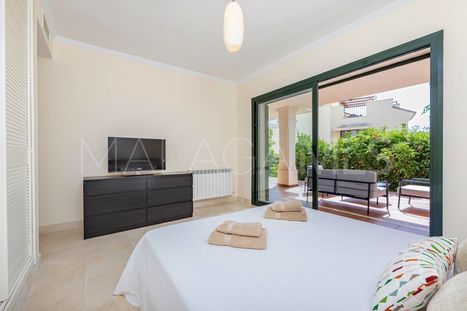 Apartamento planta baja for sale in Nueva Andalucia