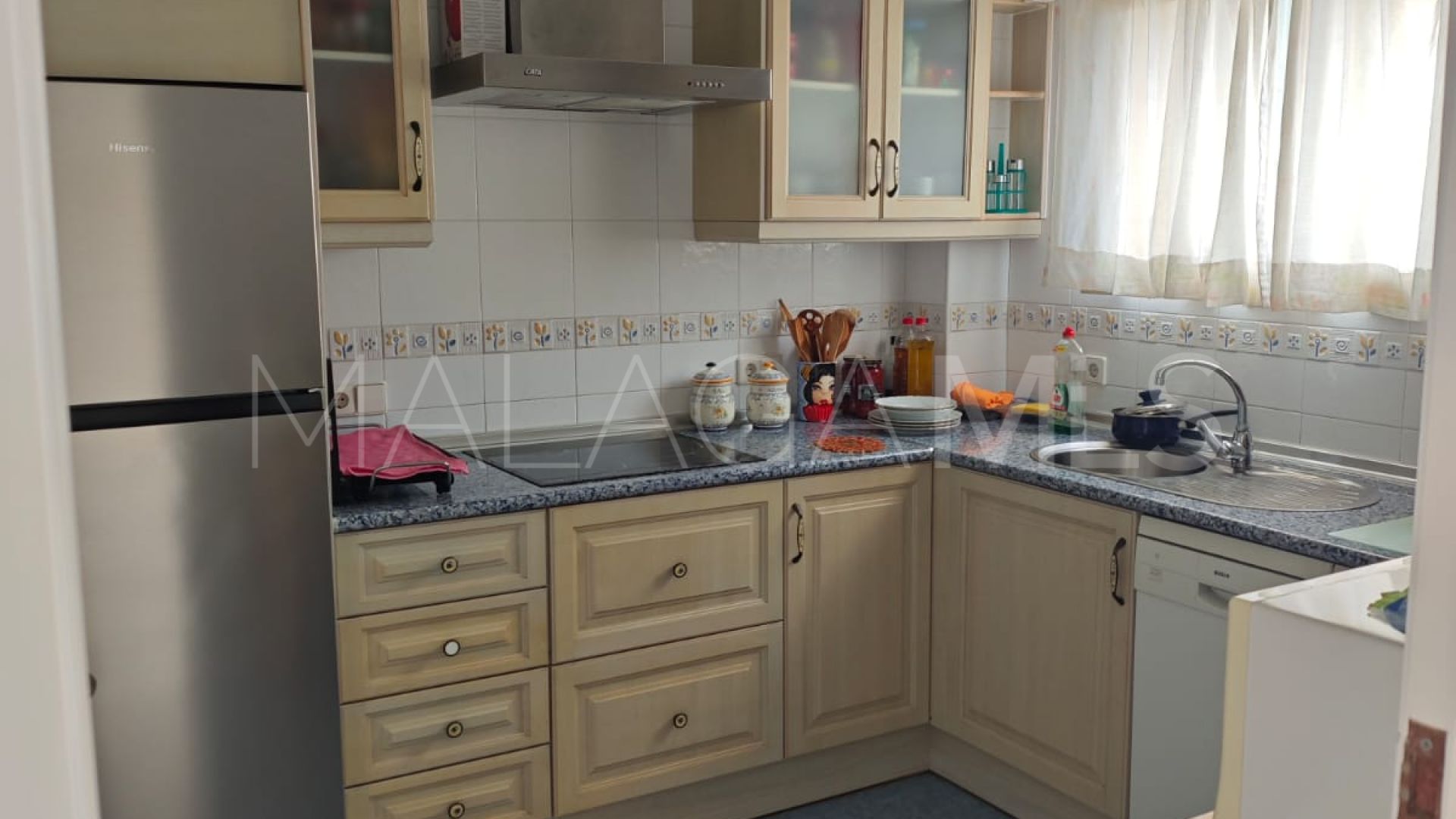 Buy apartment with 2 bedrooms in Marbella City