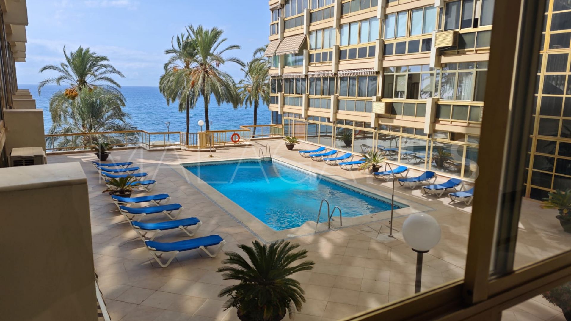 Buy apartment with 2 bedrooms in Marbella City