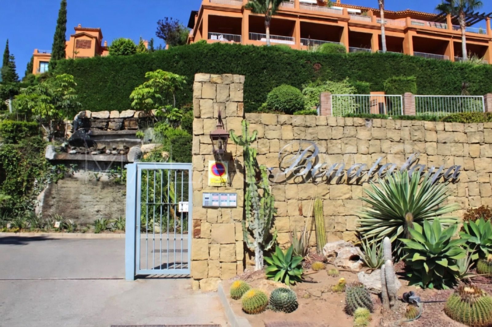 Lägenhet for sale in Benatalaya