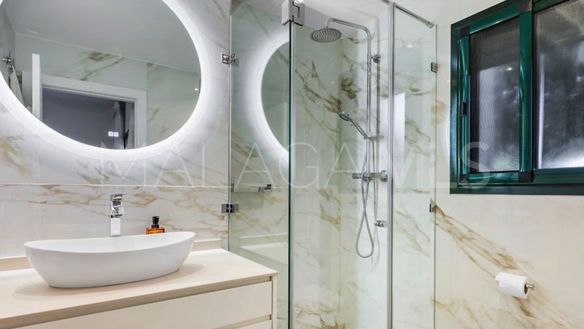 Se vende apartamento planta baja in Los Capanes del Golf de 2 bedrooms