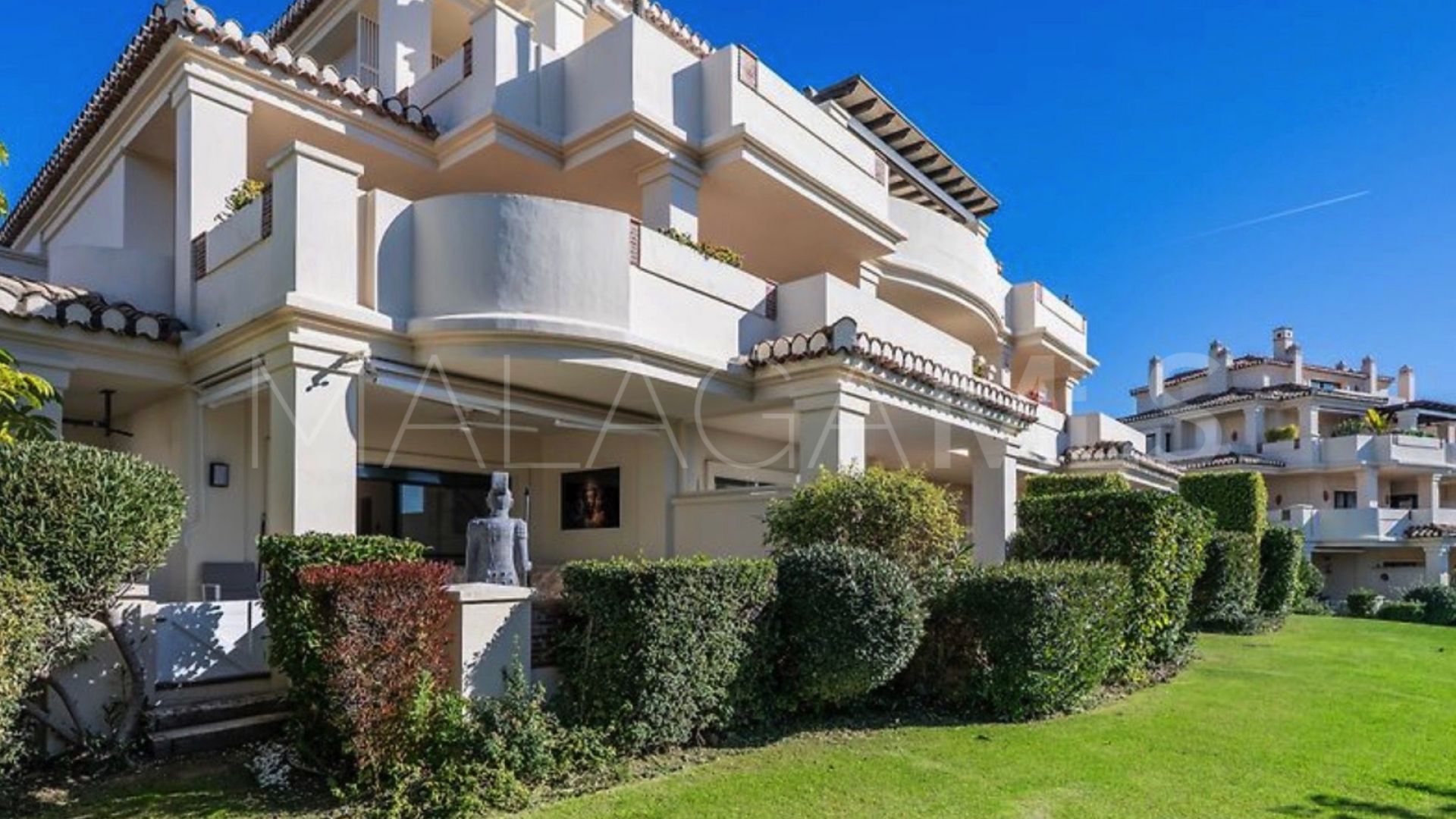 Se vende apartamento planta baja in Los Capanes del Golf de 2 bedrooms