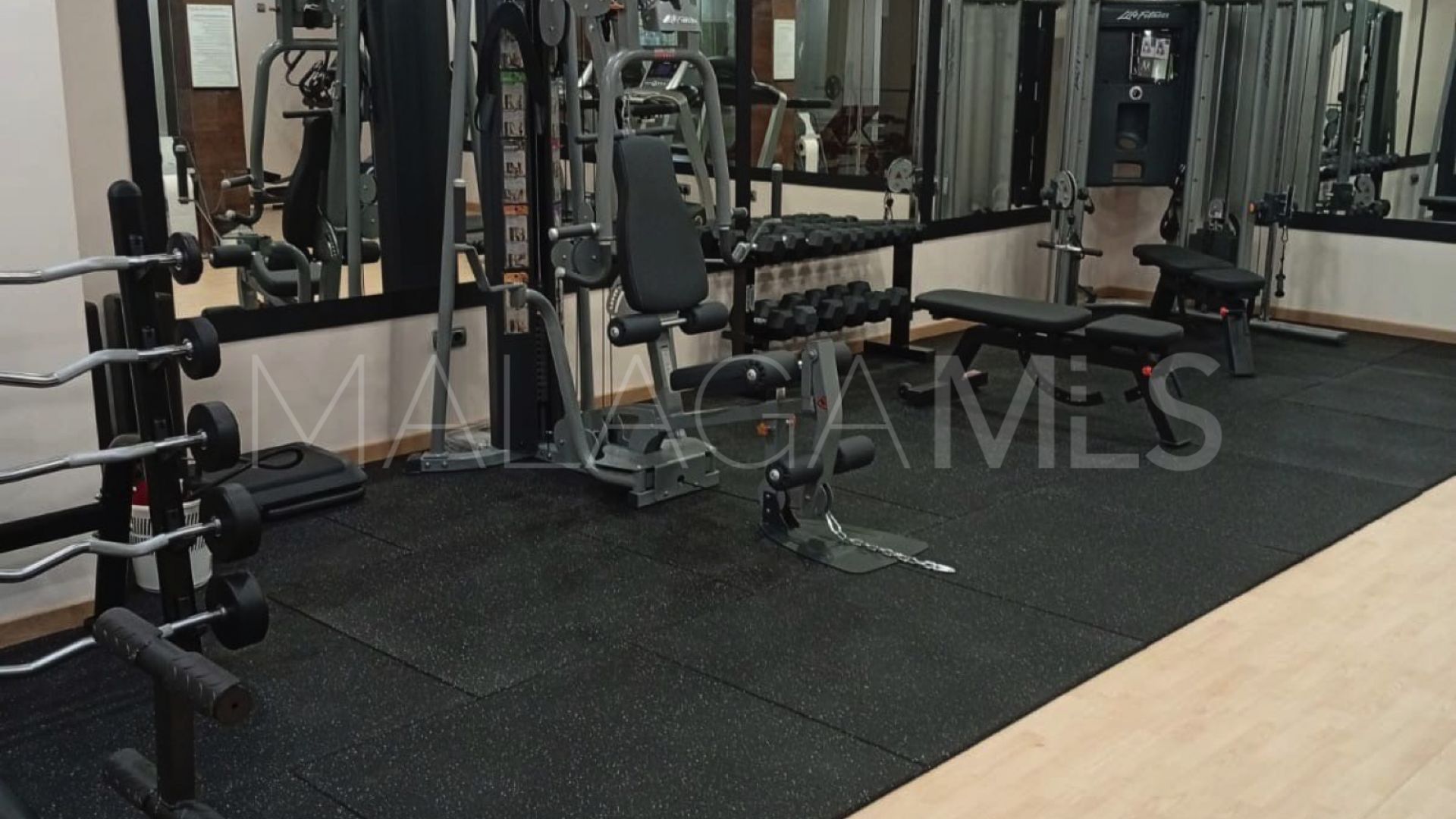 Se vende apartamento planta baja in Los Capanes del Golf de 2 bedrooms