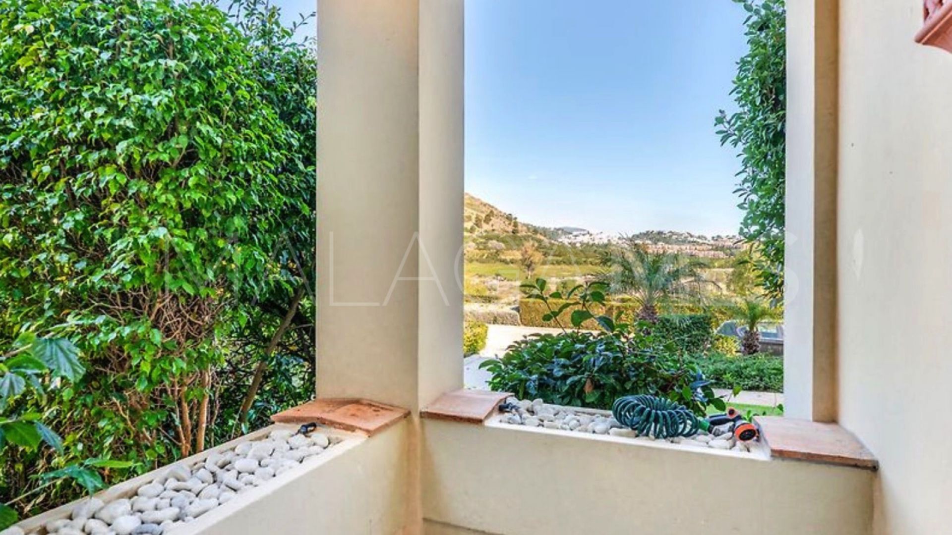 Se vende apartamento planta baja in Los Capanes del Golf de 2 bedrooms