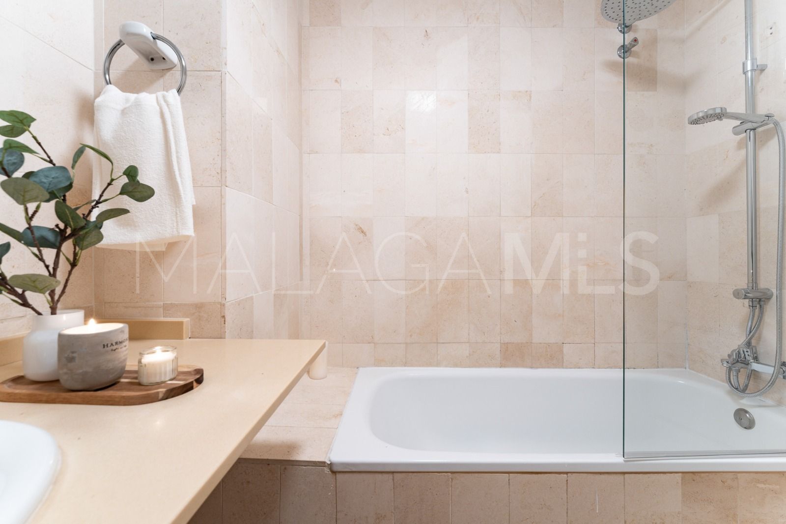 Erdgeschosswohnung for sale in Costalita