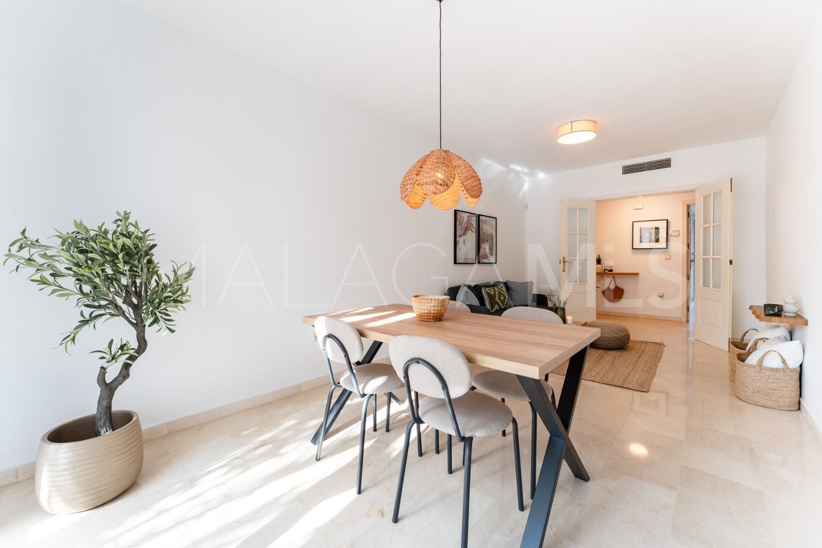 Erdgeschosswohnung for sale in Costalita