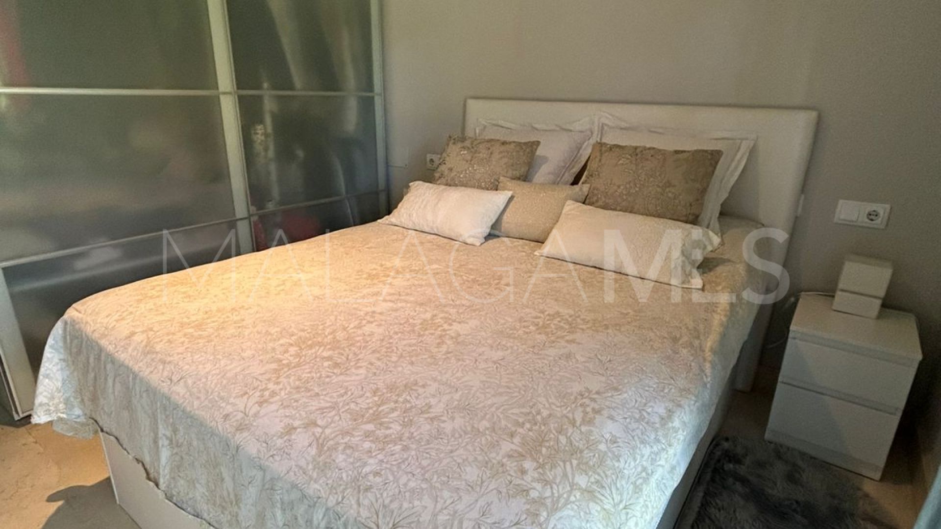 For sale Chullera apartment with 3 bedrooms