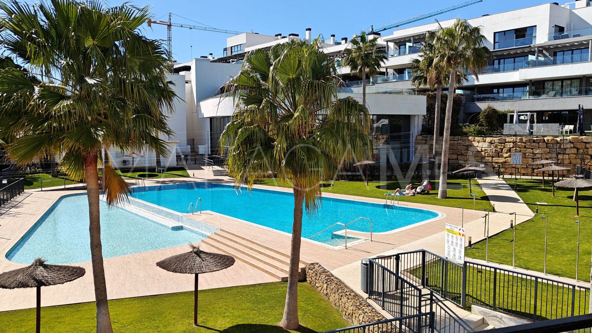 Apartment for sale in Estepona Centre with 4 bedrooms