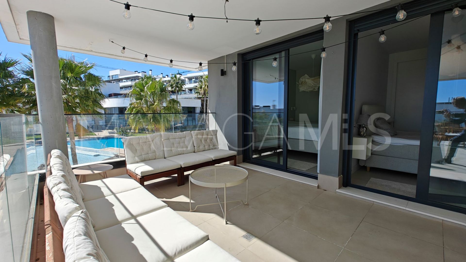 Apartment for sale in Estepona Centre with 4 bedrooms