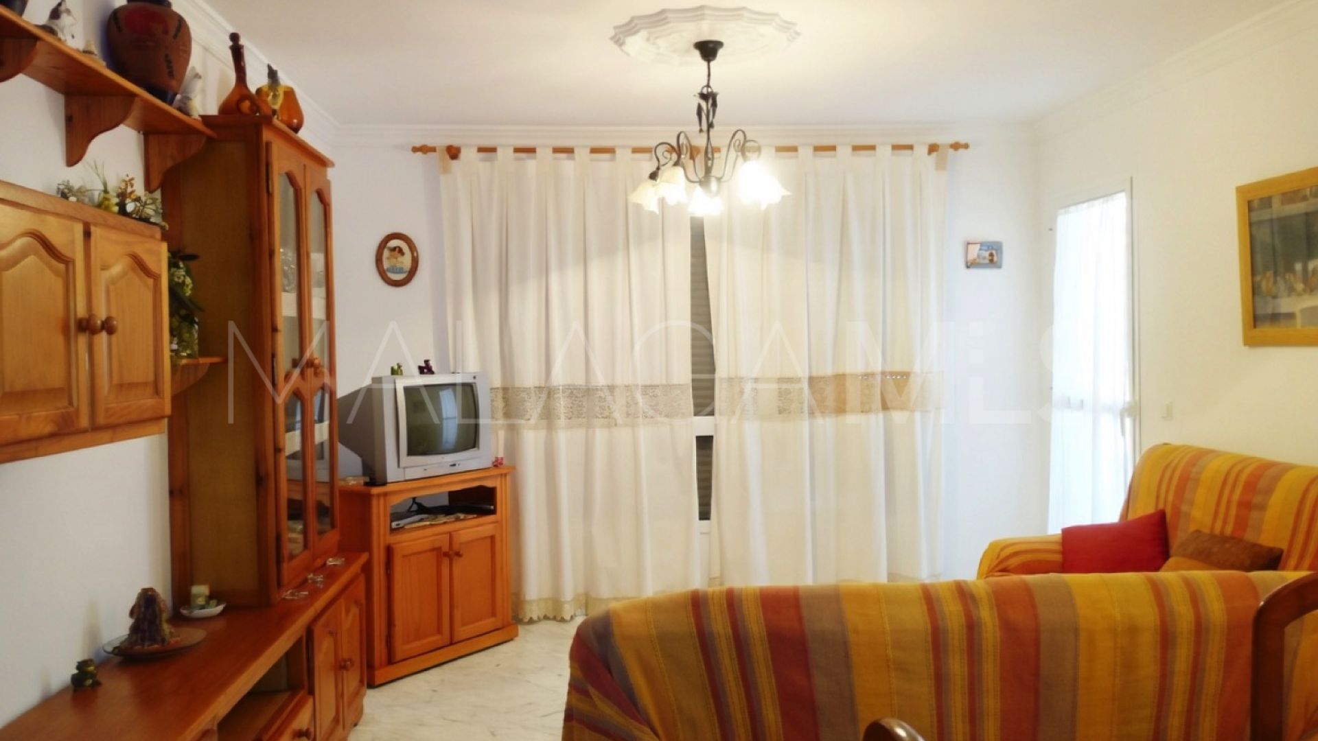 Apartamento for sale in Estepona Puerto with 3 bedrooms