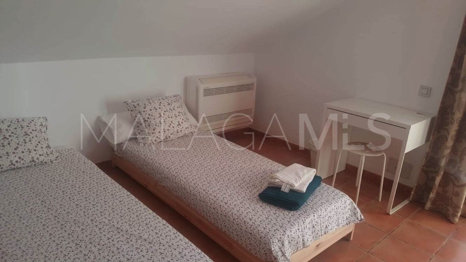 Parhus for sale in Los Naranjos