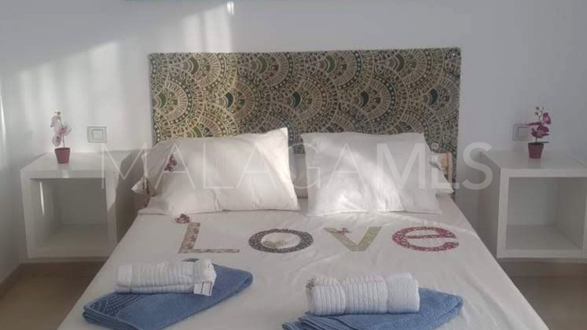 Parhus for sale in Los Naranjos