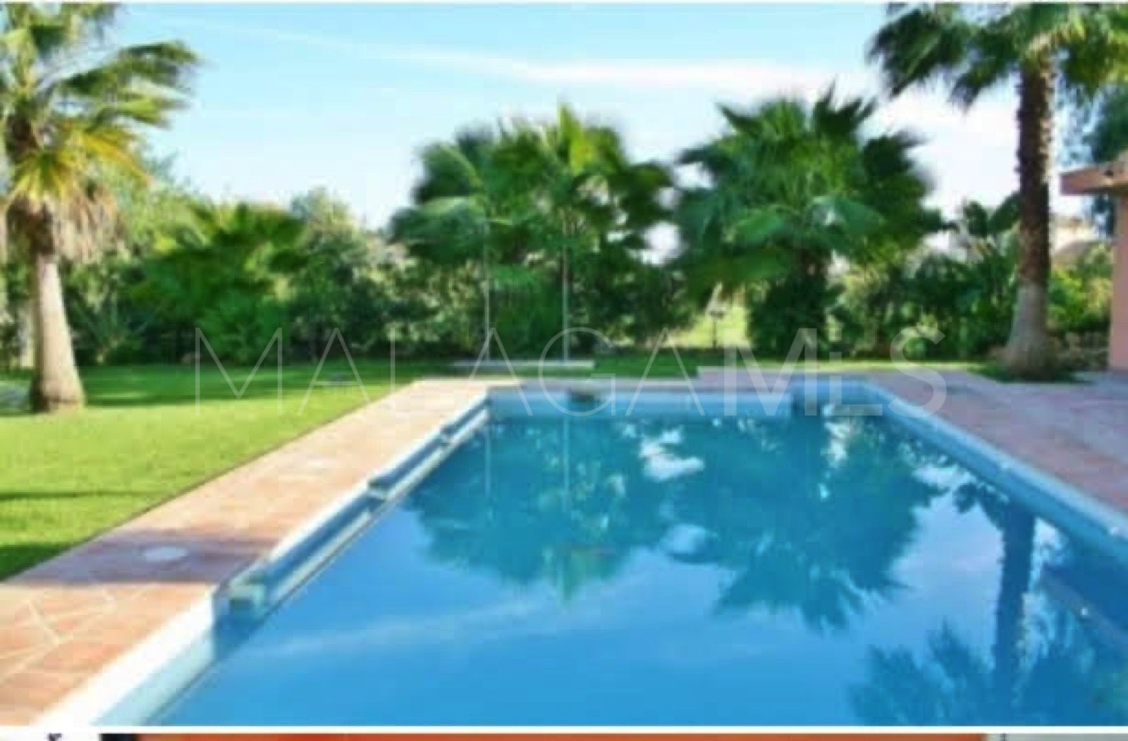 Parhus for sale in Los Naranjos