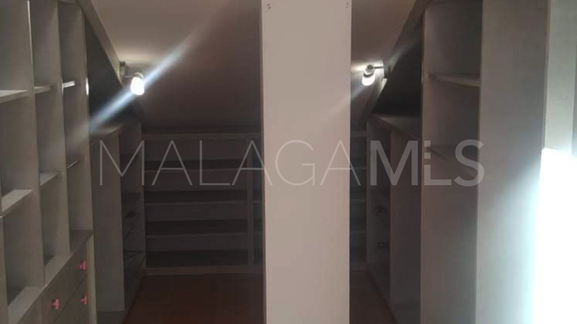 Parhus for sale in Los Naranjos