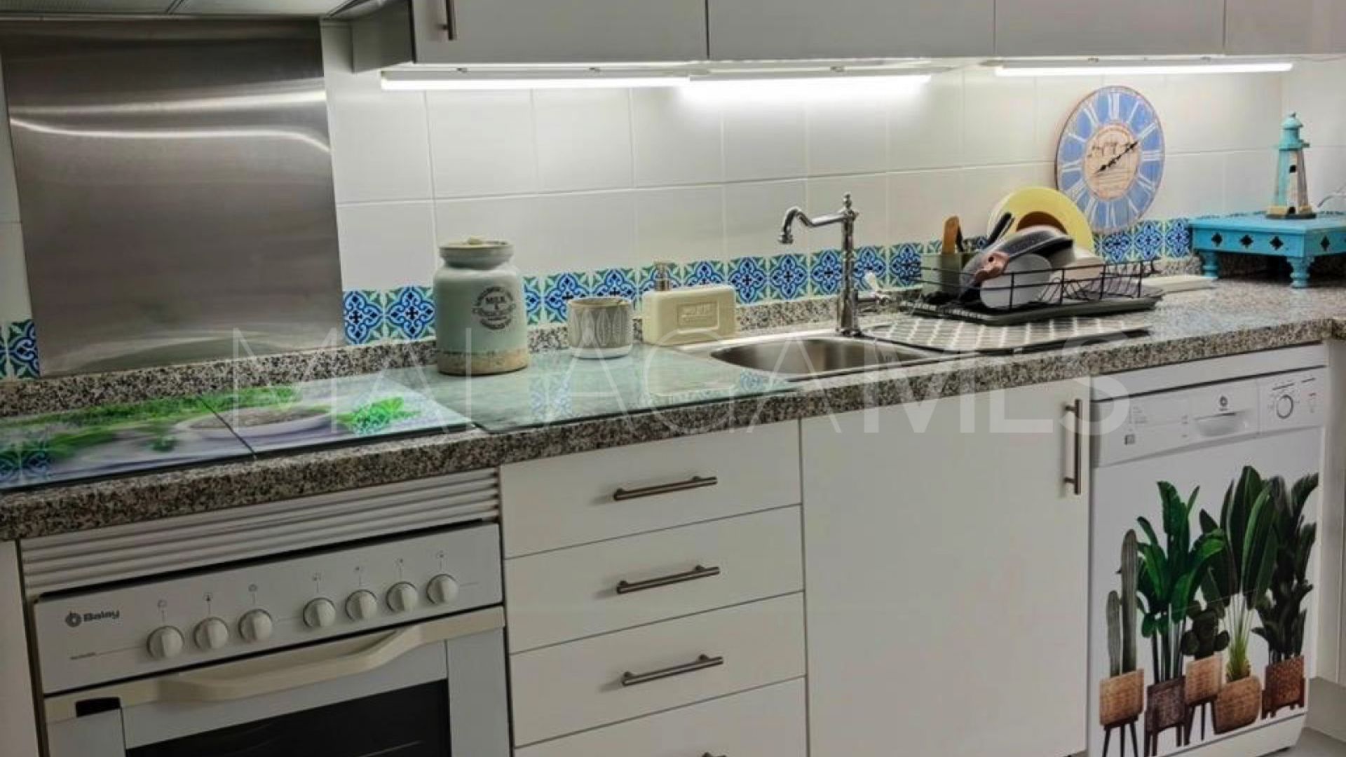 Se vende apartamento in Duquesa Village