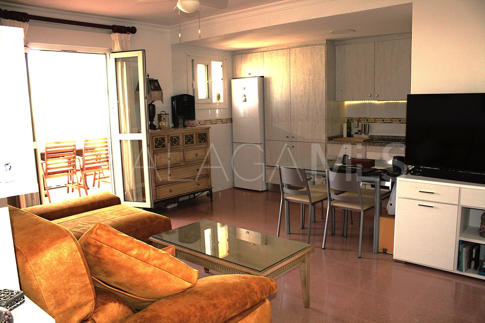 Takvåning for sale in Sabinillas