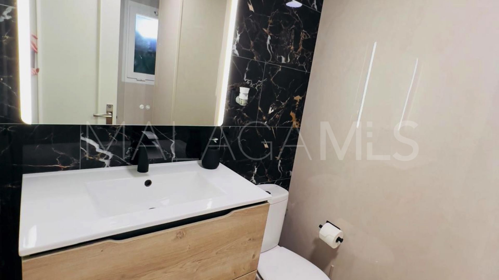 Se vende apartamento in Estepona Ciudad