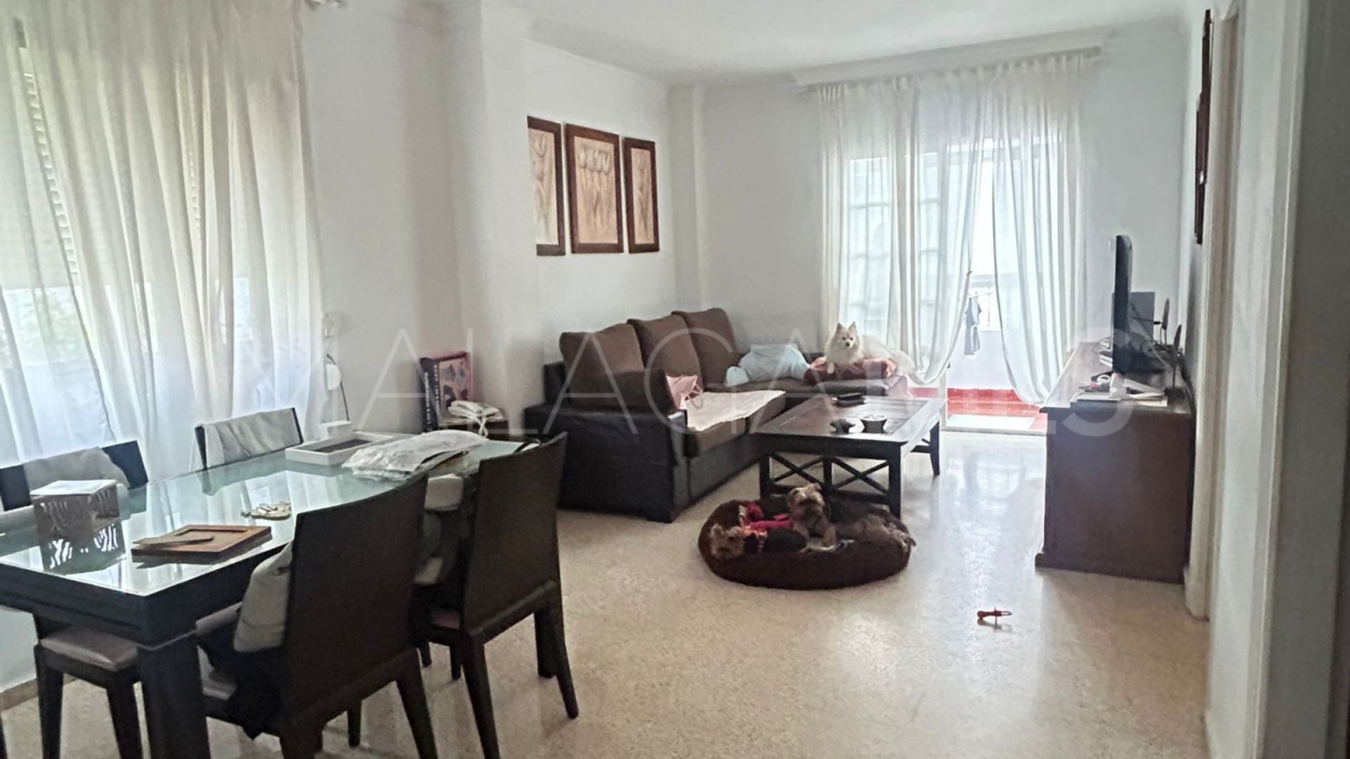 For sale 3 bedrooms apartment in Estepona Centre
