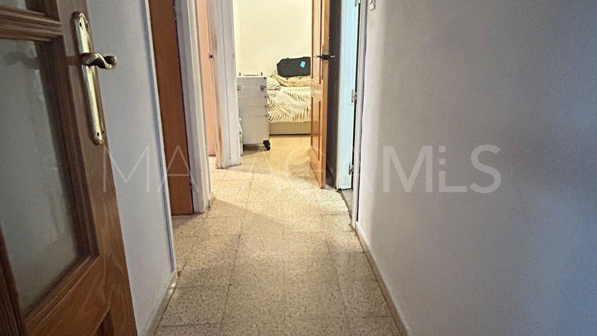 For sale 3 bedrooms apartment in Estepona Centre