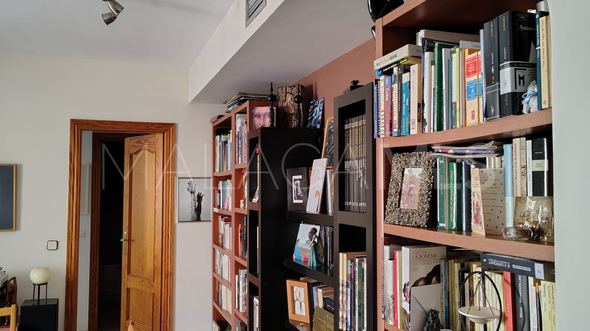 Wohnung for sale in Seghers