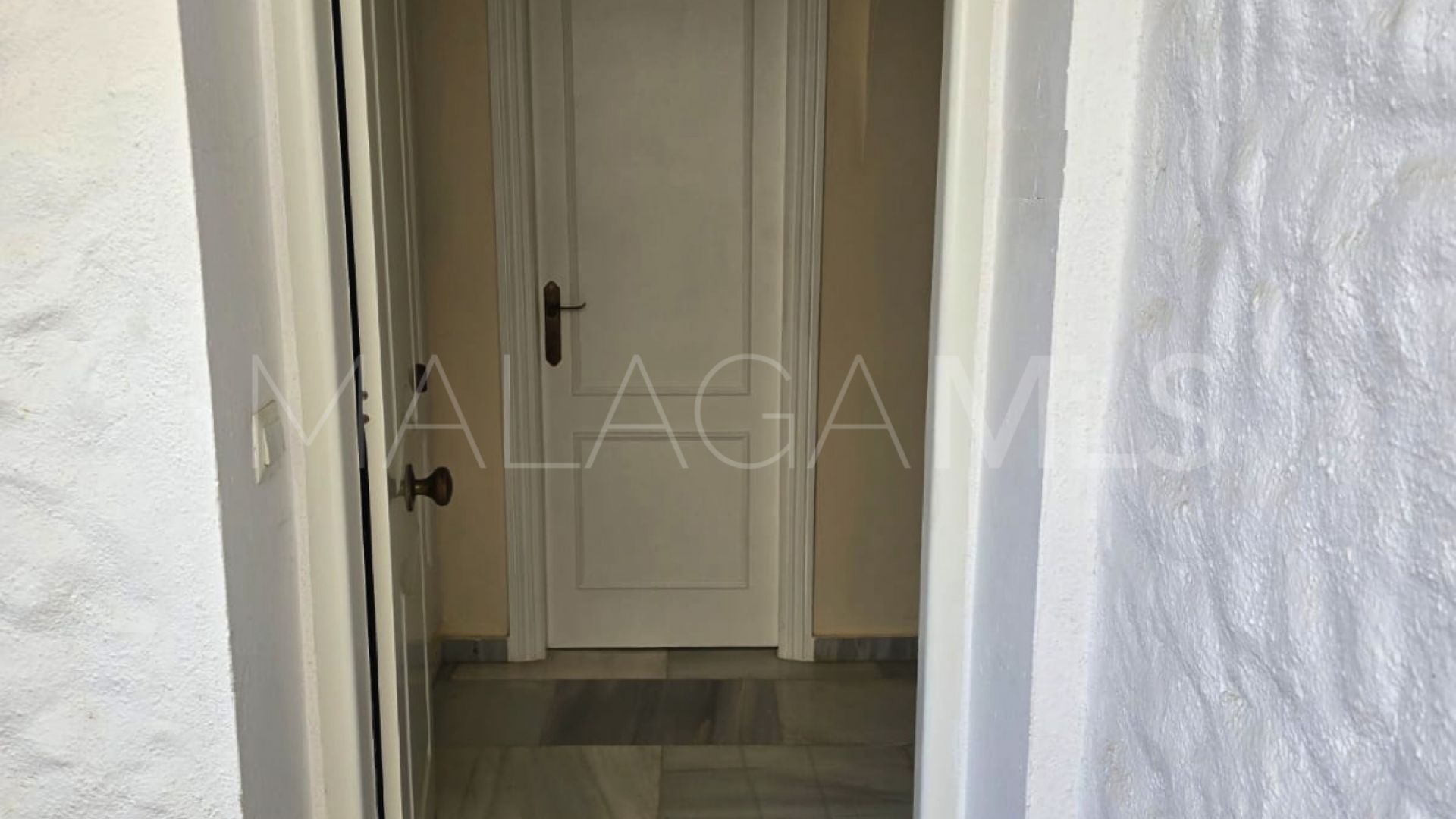 Markplanslägenhet for sale in El Paraiso