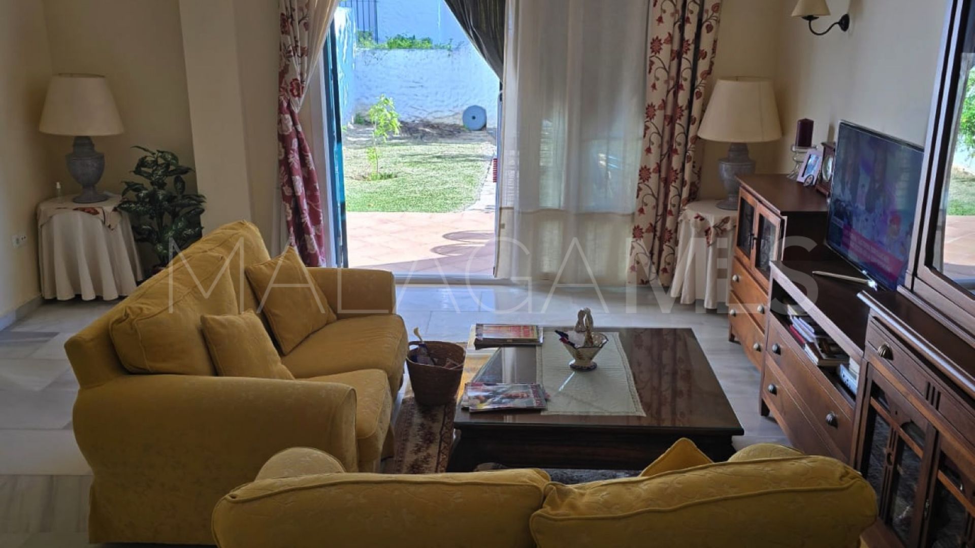 Markplanslägenhet for sale in El Paraiso