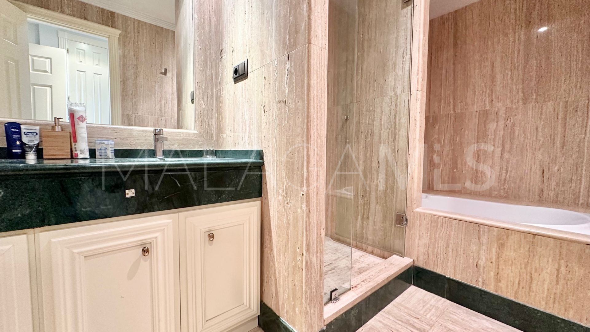 3 bedrooms apartment in Condado de Sierra Blanca for sale