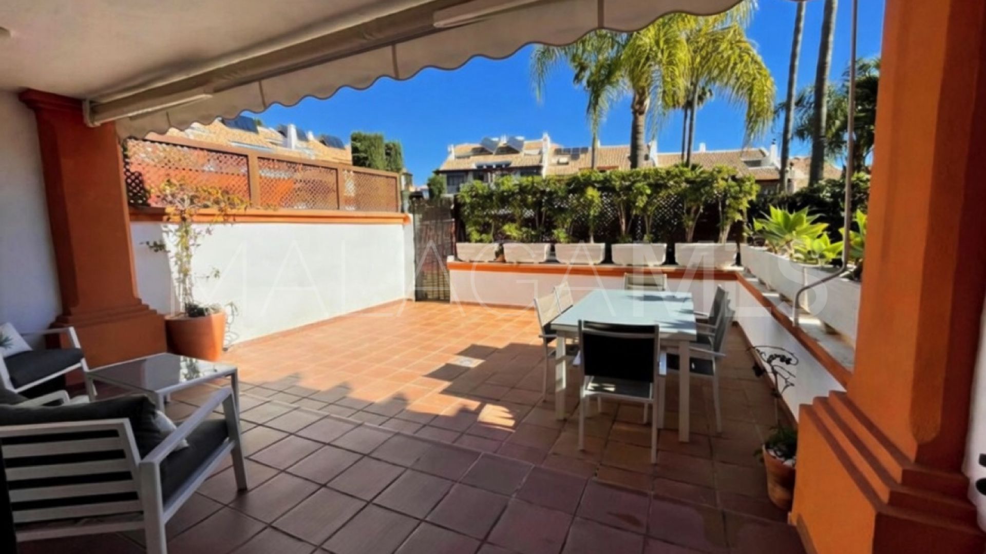 Marbella Ciudad, adosado for sale with 4 bedrooms
