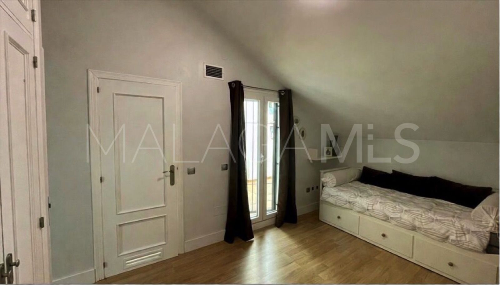 Marbella Ciudad, adosado for sale with 4 bedrooms