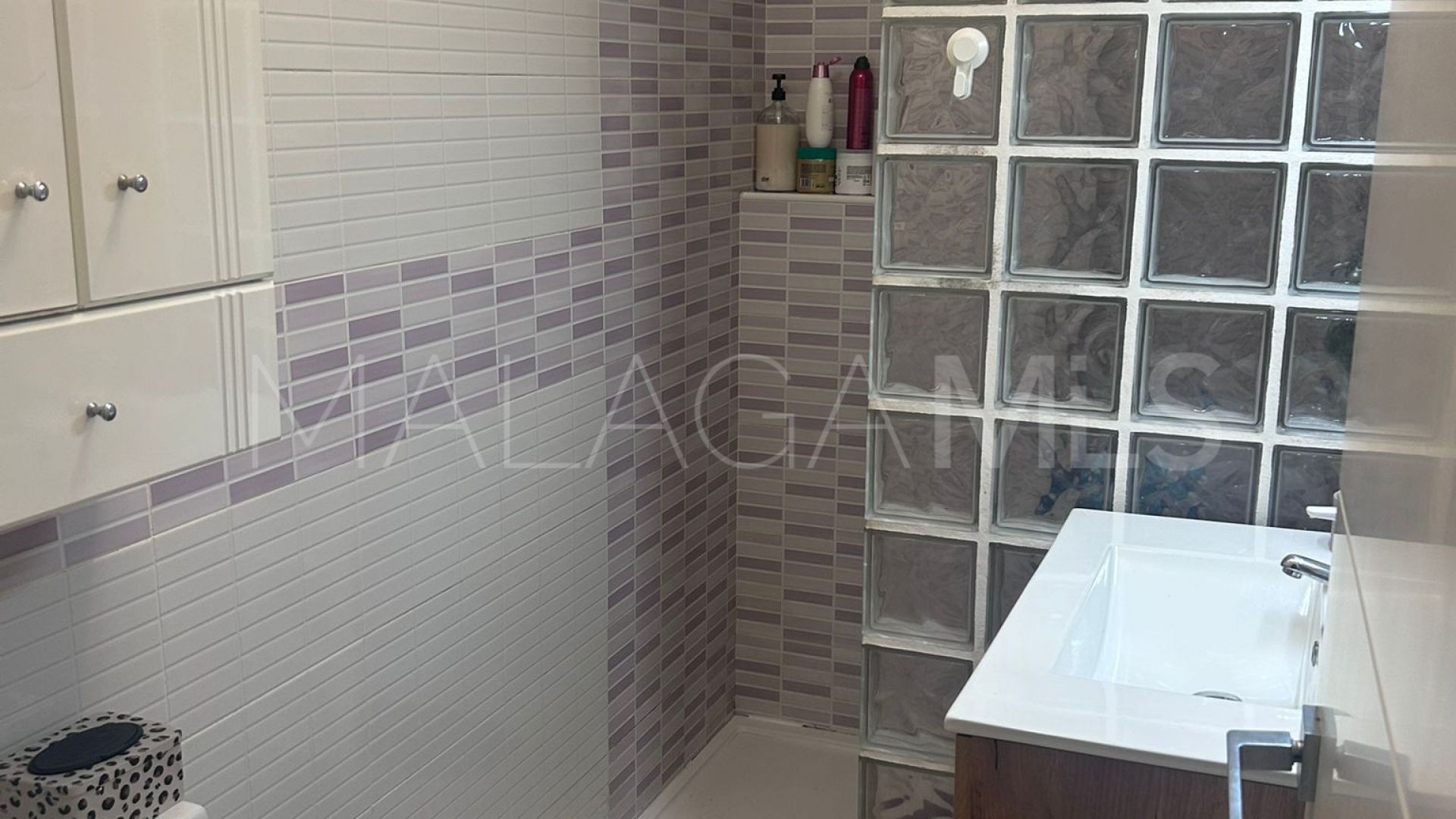 Estepona Centre 2 bedrooms ground floor apartment for sale