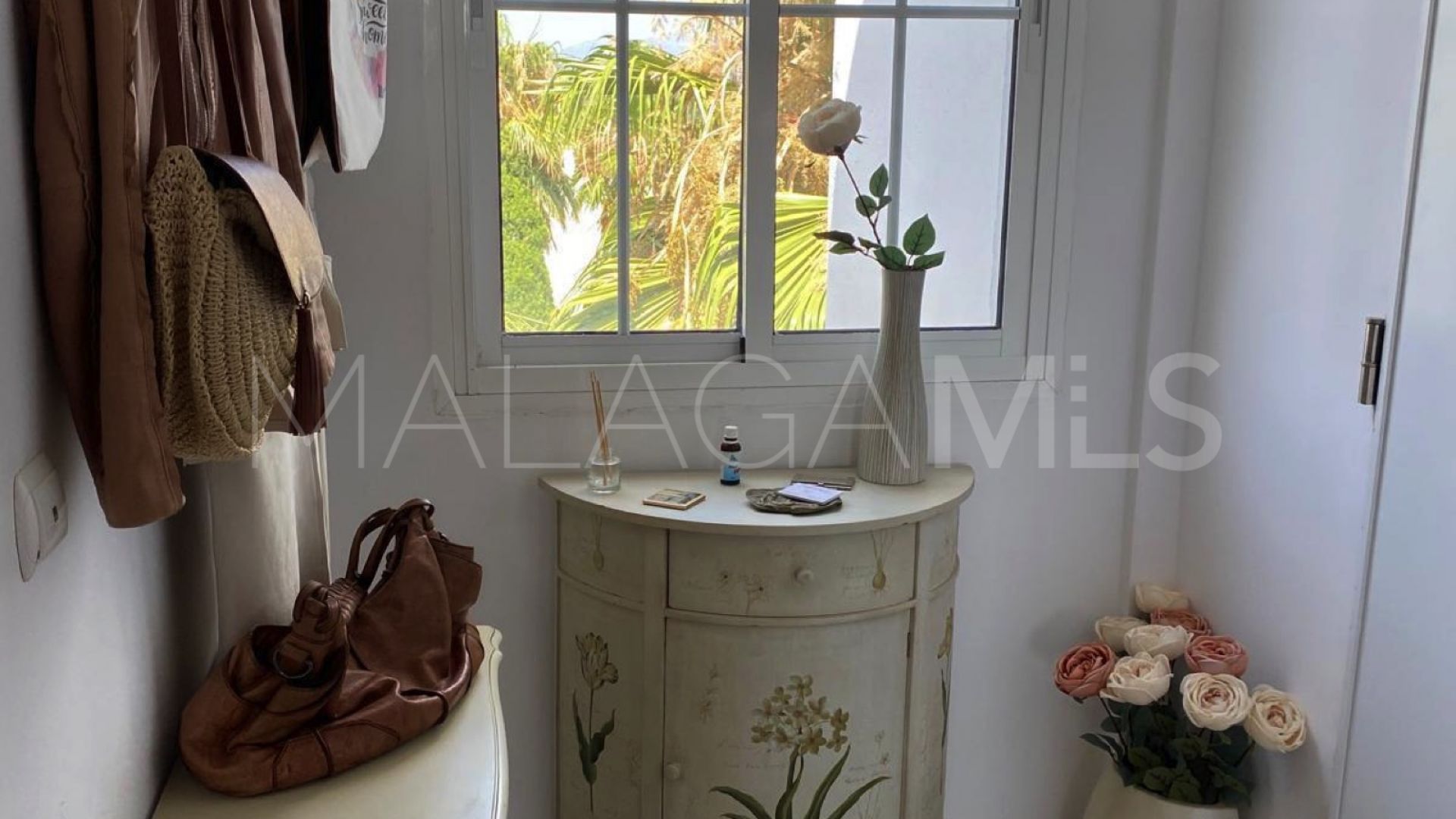 For sale duplex penthouse in Estepona Golf