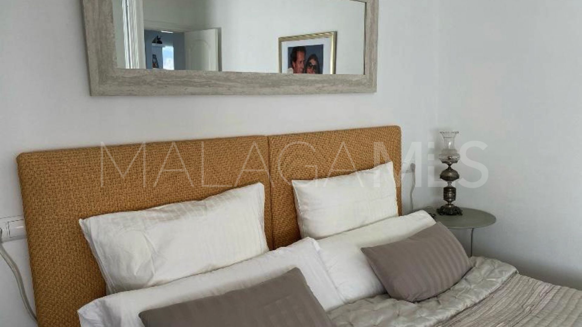 For sale duplex penthouse in Estepona Golf