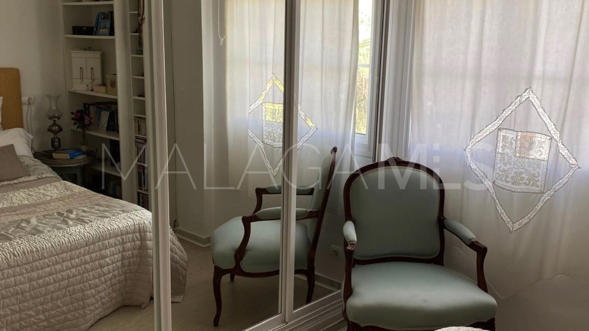 For sale duplex penthouse in Estepona Golf
