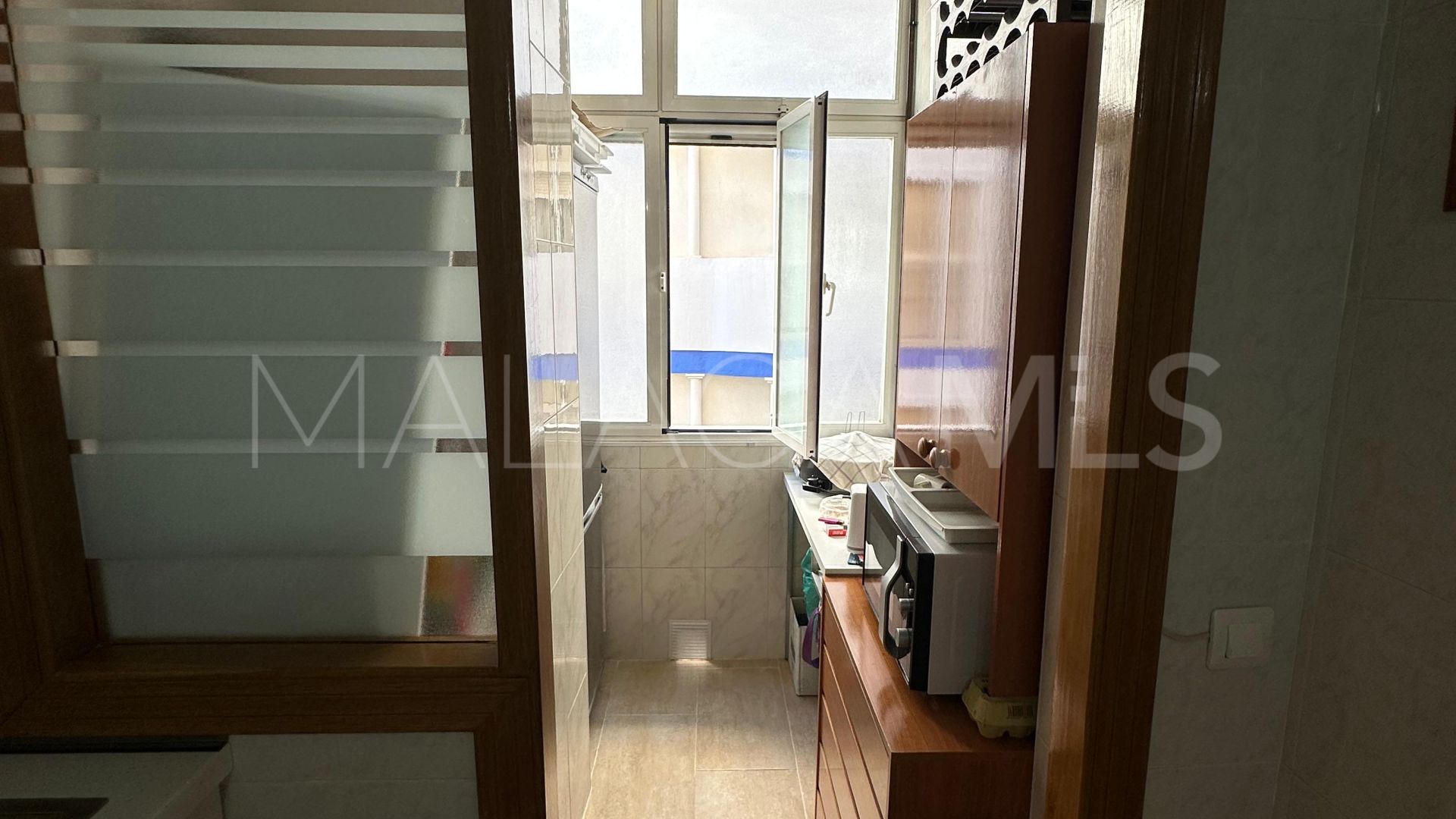 3 bedrooms Estepona Centre apartment for sale