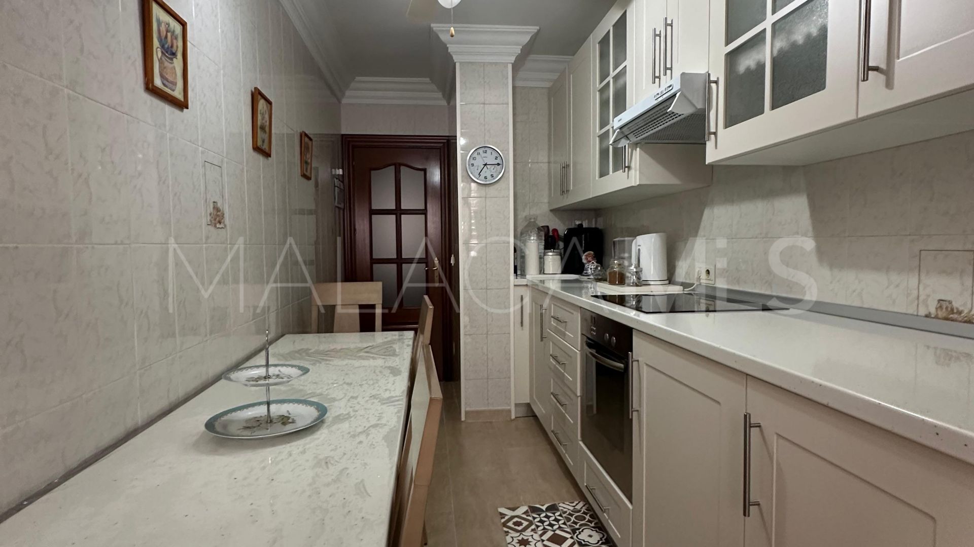 3 bedrooms Estepona Centre apartment for sale