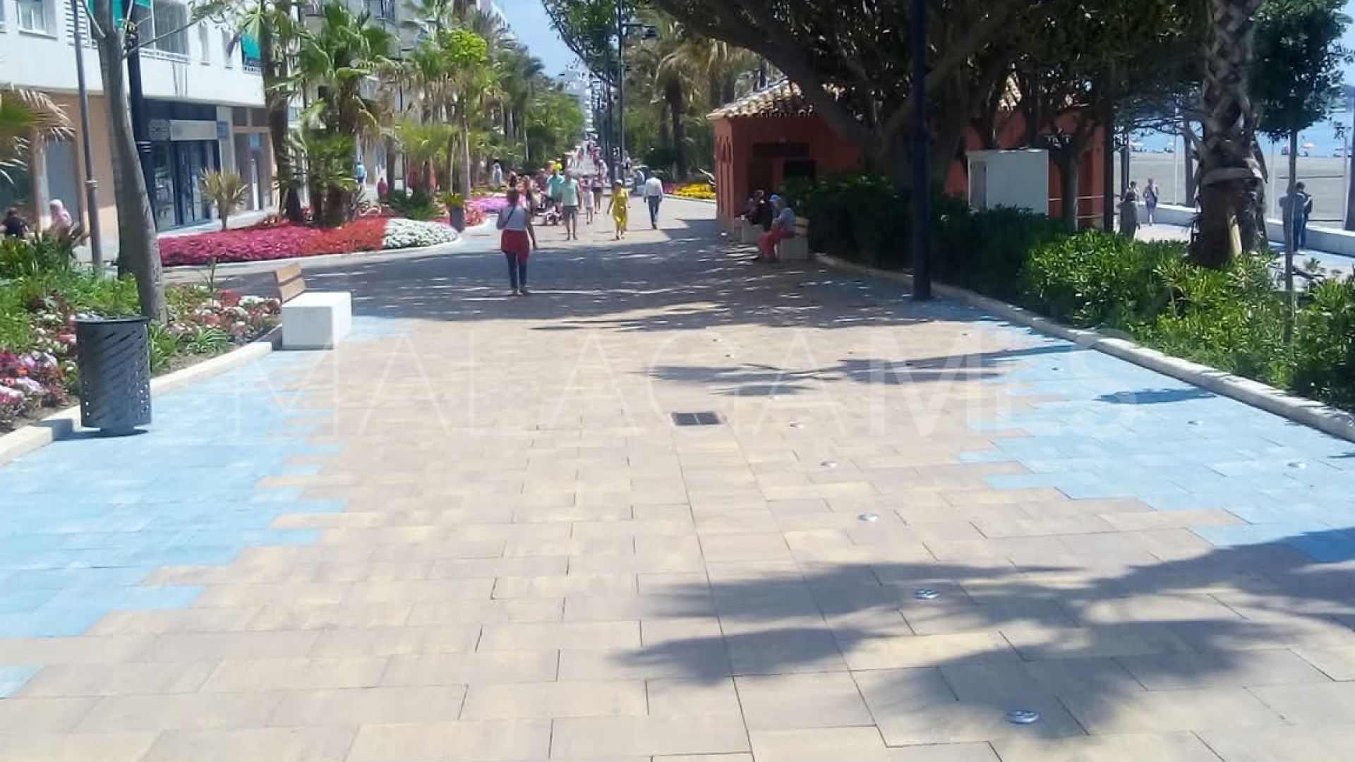 3 bedrooms Estepona Centre apartment for sale